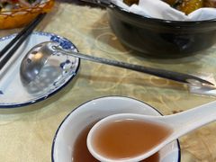 土茯苓鸽子汤-一煲鸽