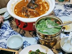 -卢大鲜鱼头捞饭(美利广场店)