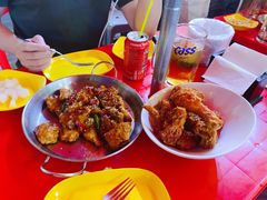 -BHC炸鸡(明洞总店)