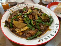 -鲁南仔·滕州炒鸡(经三路店)