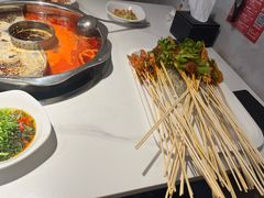 -佰人王串串香火锅(洋珠巷店)