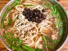 -正宗杨记普洱酸醋米线(总店)