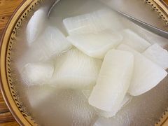 -一品红烧鸭特色川菜(三岔湖店)