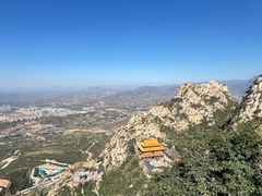 -鸡鸣山旅游风景区