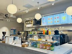 -VERIE BAKEHOUSE