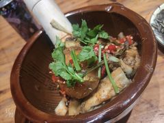 -老滇山寨•云南特色菜•地方菜•民族风情歌舞表演(金碧店)