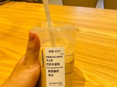 巴旦木拿铁-星巴克臻选(深圳宝安大仟里1店)