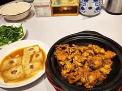 三杯鸡-客家大院·非遗赣南客家菜(郁孤台店)