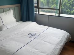 -全悦酒店(广州天河林和西地铁站店)