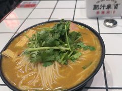 -肥汁米蘭香港米线(长宁来福士店)