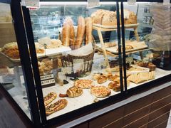 -光明牛奶棚(南泉店)