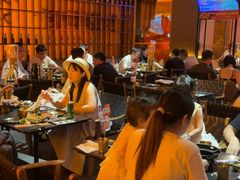 -何师烧烤Pro ·江湖川菜·小龙虾·精酿(太古里旗舰店)