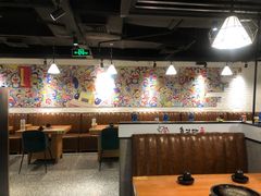 -肥肥虾庄·金牌油焖大虾(杨园滨江时代walk店)