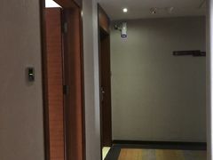 -和颐酒店(广州琶洲会展中心广州塔赤岗地铁站店)