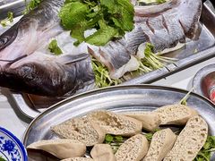 -王奋斗贵州酸汤牛肉火锅
