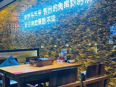 -江城老胖串店·海鲜·小龙虾(世光路店)