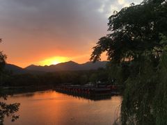 -摇橹船上船码头