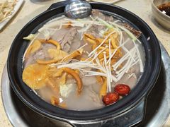 -九寨特色牦牛肉汤锅 羊肉汤锅