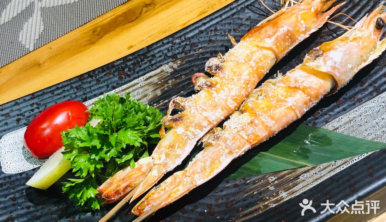 日料脑袋目前吃过最贵的日料自助,鱼真鲜~