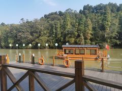 -星湖旅游景区七星岩