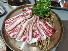 -围炉肉舍丹东海鲜烤肉·烤活鳗(步行街店)