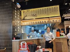 -馋三尺蟹粉小笼(人民广场店)