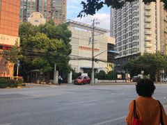 -上海市虹口区青少年活动中心(欧阳路)