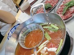 -王奋斗贵州酸汤牛肉火锅