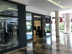 -GIVENCHY(佛罗伦萨小镇奥莱店)