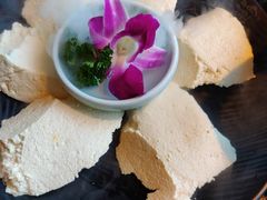 -渝涯重庆豆花老火锅(中赢国际店)