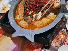 -八条友鲜货烧烤·脆皮烤鱼(石岩旗舰店)