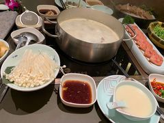 -捞王锅物料理(上海世茂广场店)