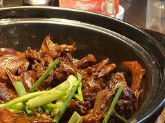 -亚哈饭店(梅园新村小区店)