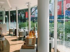 露天位-小嘟来烘焙店