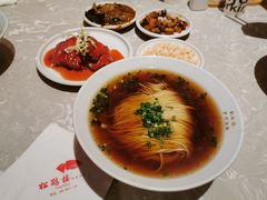 -松鹤面馆·古法焖肉面(观前店)