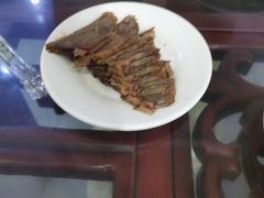 -牛一嘴·兰州牛肉面·大盘鸡(财富中心店)