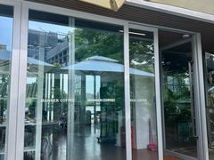 -Manner Coffee(徐汇滨江店)