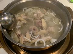 -润园四季椰子鸡火锅(南山海岸城店)