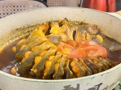 -刘姐啤酒鱼民族演艺餐厅(西街总店)