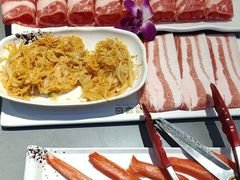 -盛辛巴·东北炭火烤肉(托乐嘉店)