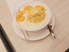-英皇UA电影城(虹桥天地店)
