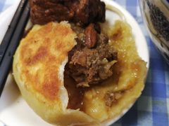 门钉肉饼-北京清真房记小吃店