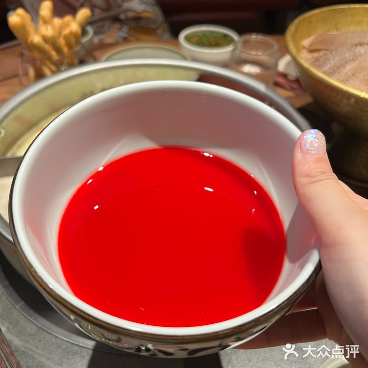 夏日炎炎 ˶|在38℃的天气吃着100℃的火