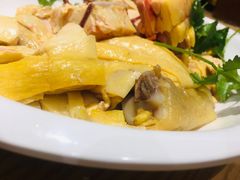 白斩鸡-禧凰·老上海白斩鸡辣肉面店