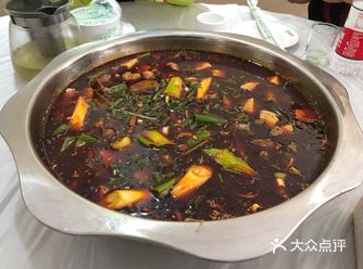 在318国道上，不仅仅是美景，还有数不清的美食