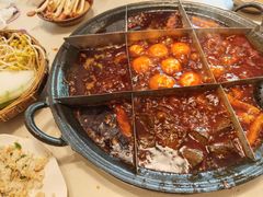 -岗上渣渣老火锅(两路口店)