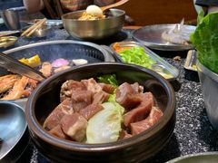 -红泥小火炉·东北泥炉烤肉(天一旗舰店)
