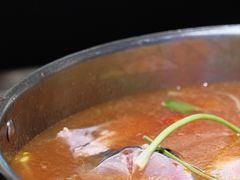 -野山舂·贵州现舂酸汤牛肉(民生路店)