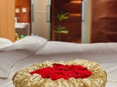 -幸栖洞穴设计酒店(成都春熙路店)