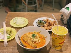 -Ongtong Khaosoi Ari Branch